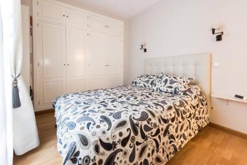 Luminoso Apartamento En Lavapies-Tirso De Molina Madrid Exterior foto